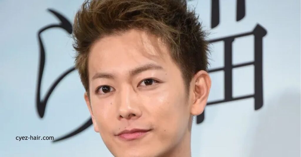 佐藤健 ヘア スタイル完全ガイド:最新トレンドと魅力的な髪型を紹介 8 アクション映画でのヘアスタイル