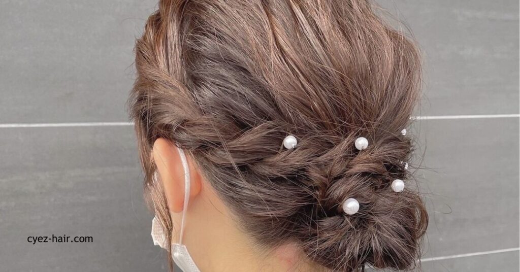 三つ編みヘアスタイル完全ガイド|種類、作り方、アレンジ法を徹底解説 9 シニヨンスタイル