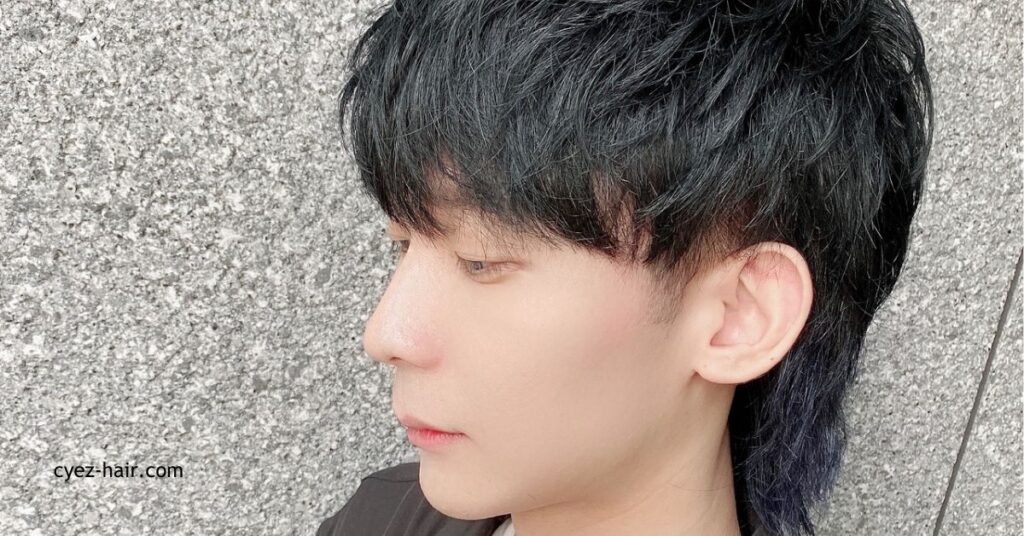 高校生必見!2025年メンズヘアスタイル最新トレンドとスタイリングガイド 5 シャギーカットで個性を引き出す