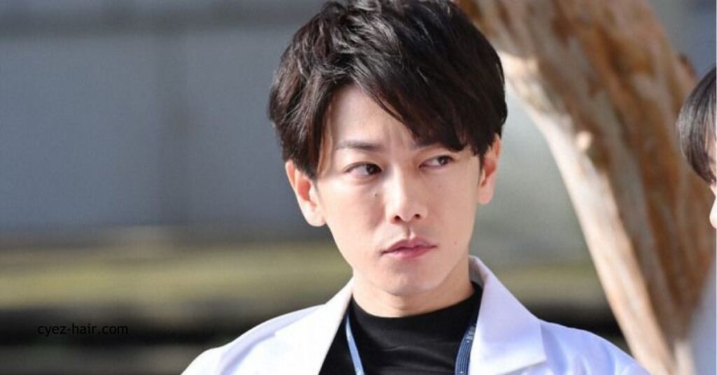 佐藤健 ヘア スタイル完全ガイド:最新トレンドと魅力的な髪型を紹介 9 ドラマでのヘアスタイル