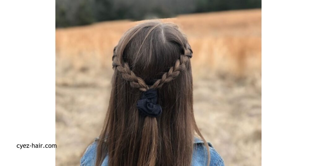 三つ編みヘアスタイル完全ガイド|種類、作り方、アレンジ法を徹底解説 8 ハーフアップ三つ編み