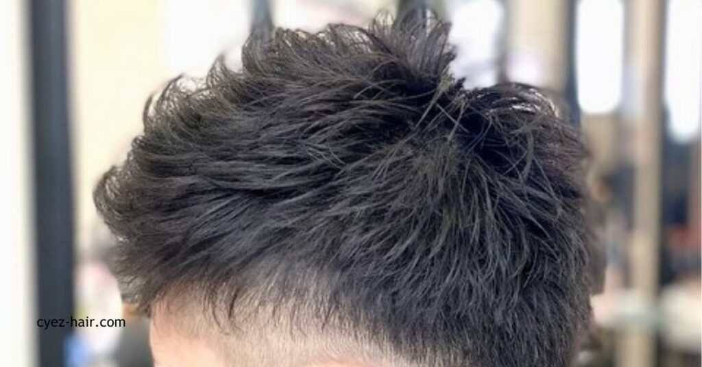 ヘアスタイル モヒカン完全ガイド|最新トレンド&スタイリング方法を徹底解説 4 モダンモヒカン