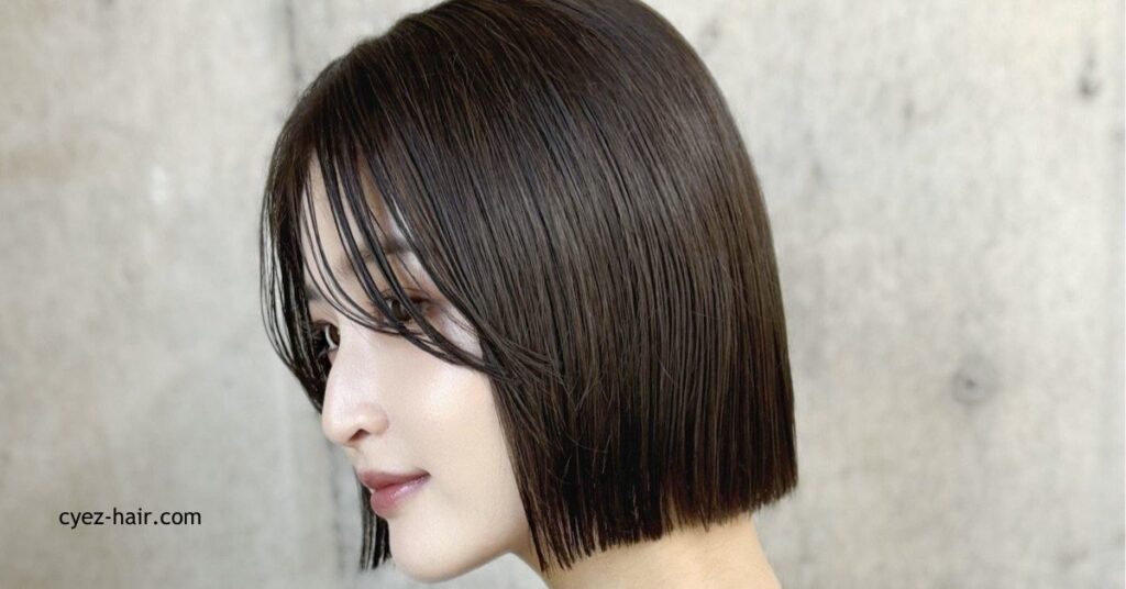 大人のヘアスタイル完全ガイド:最新トレンドから顔型・髪質別おすすめまで 5 直毛の大人ヘアスタイル